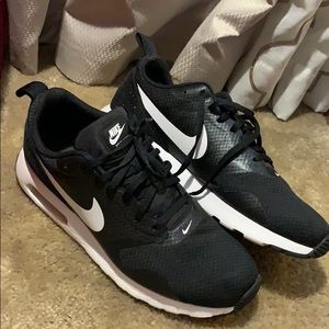 Women’s Black Nike